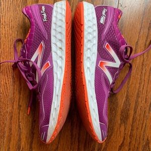 New Balance Fresh Foam Women’s athletic shoe US8.5
